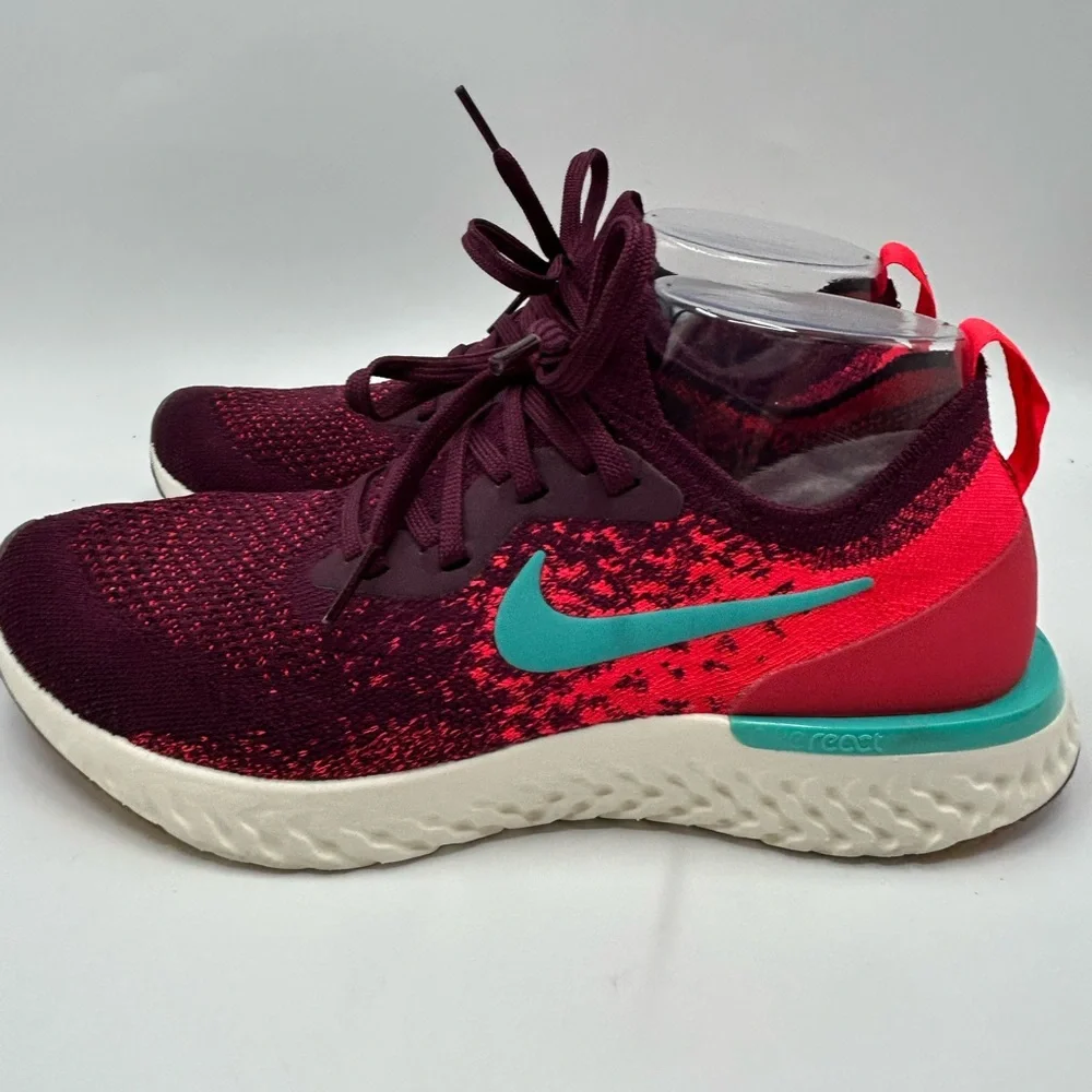 Nike Epic React “Bordeaux” Women’s size 8.5 Excellent Condition